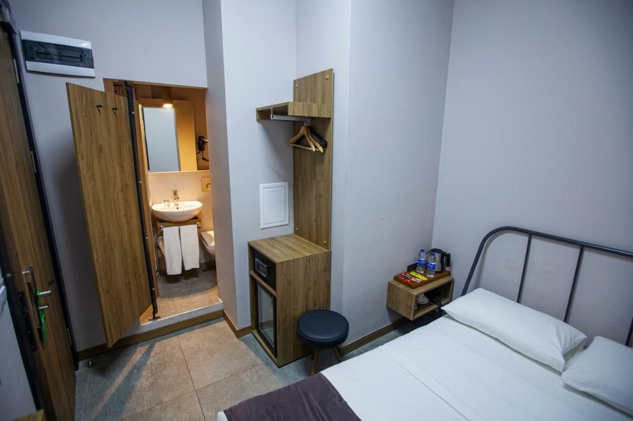 Jurnal Hotel Istanbul Exterior foto